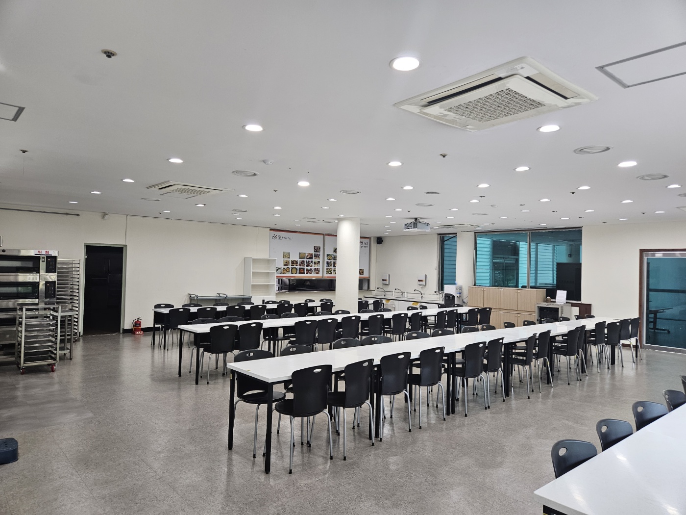 옹기발효음식 전시체험관 야외무대