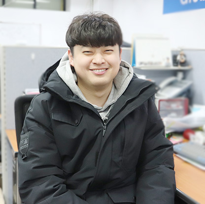 인터뷰